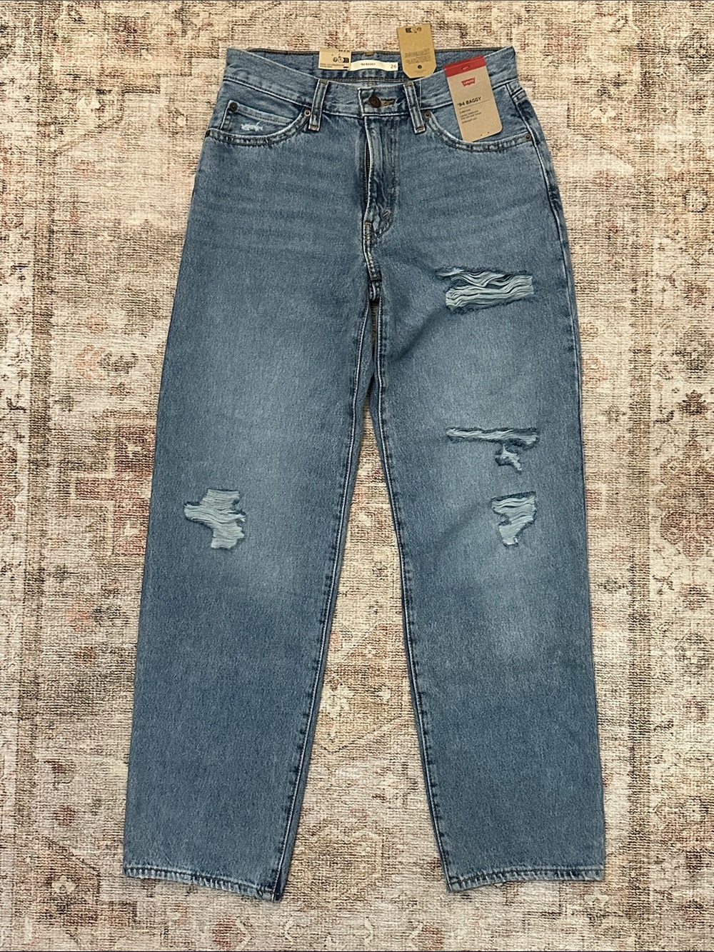 Woman’s NWTs 26x31 ‘94 Baggy Levi’s Jeans - Picture 8 of 11